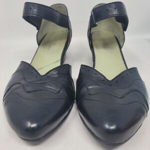 Mentha Leather Mary Jane Almond Toe Block Heel US 9 EU Sz 38 Black CHEERY Womens